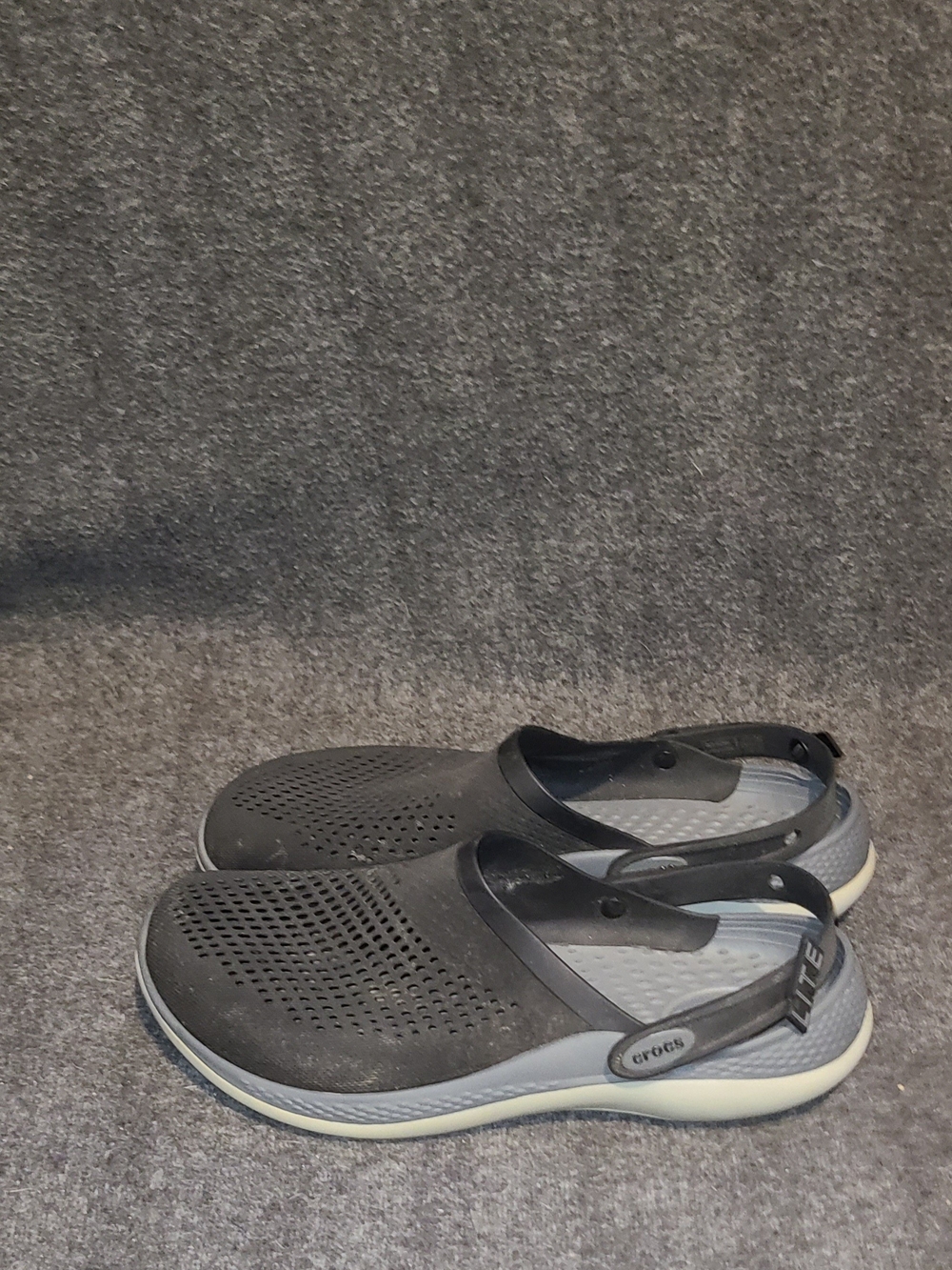 Crocs Mens LiteRide Clogs Size 12 Black Gray Slip On Comfort Sandals Shoes